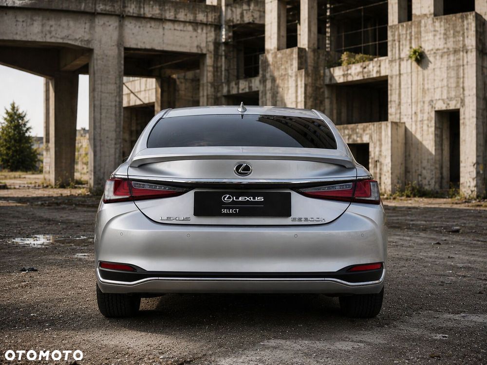 Lexus ES 300h Business Edition - 7