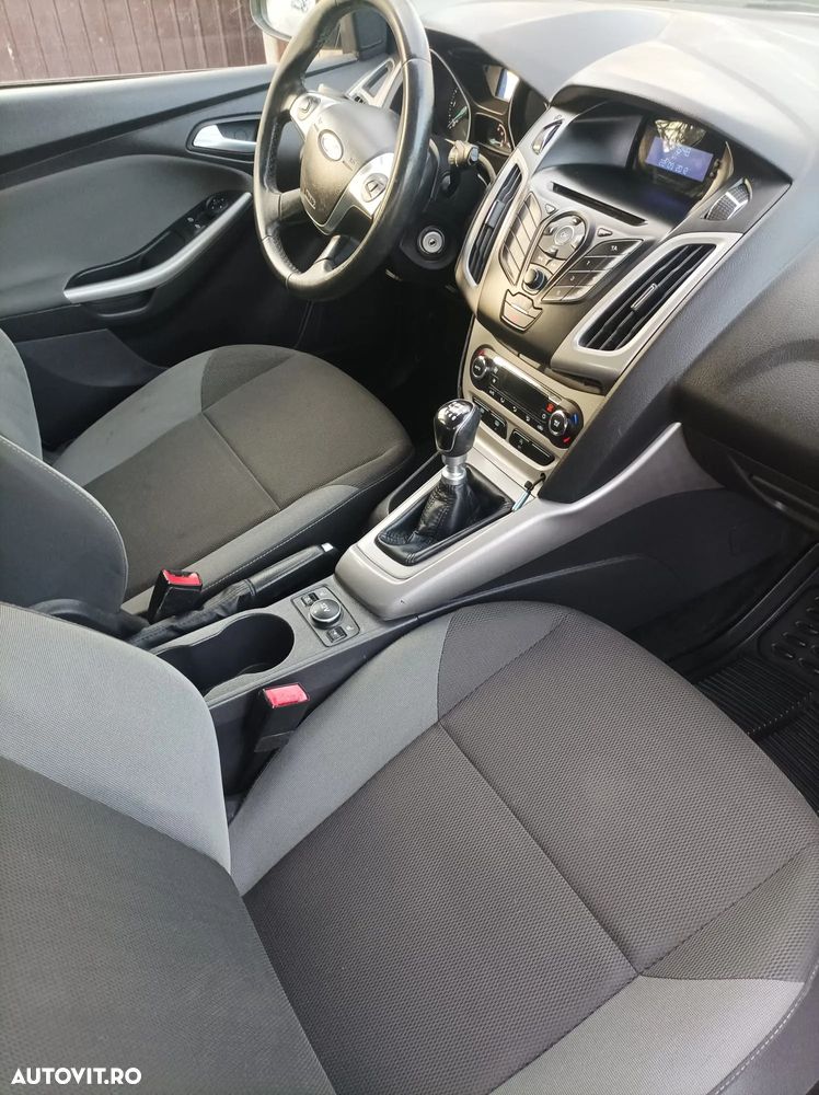 Ford Focus Turnier 1.6 TDCi DPF Trend - 6