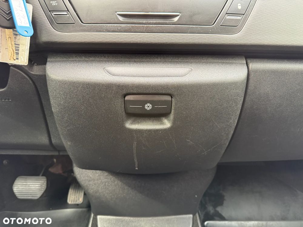 Citroën C4 Picasso 2.0 16V 7-Sitzer Exclusive - 23