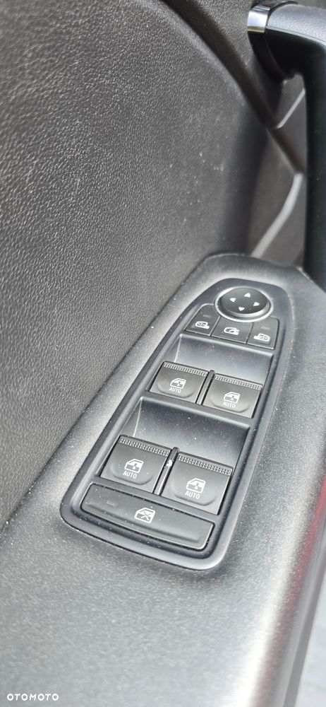 Renault Captur - 14