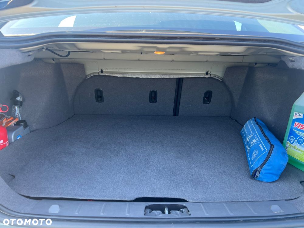 Volvo S40 ver-d3-business-edition - 13