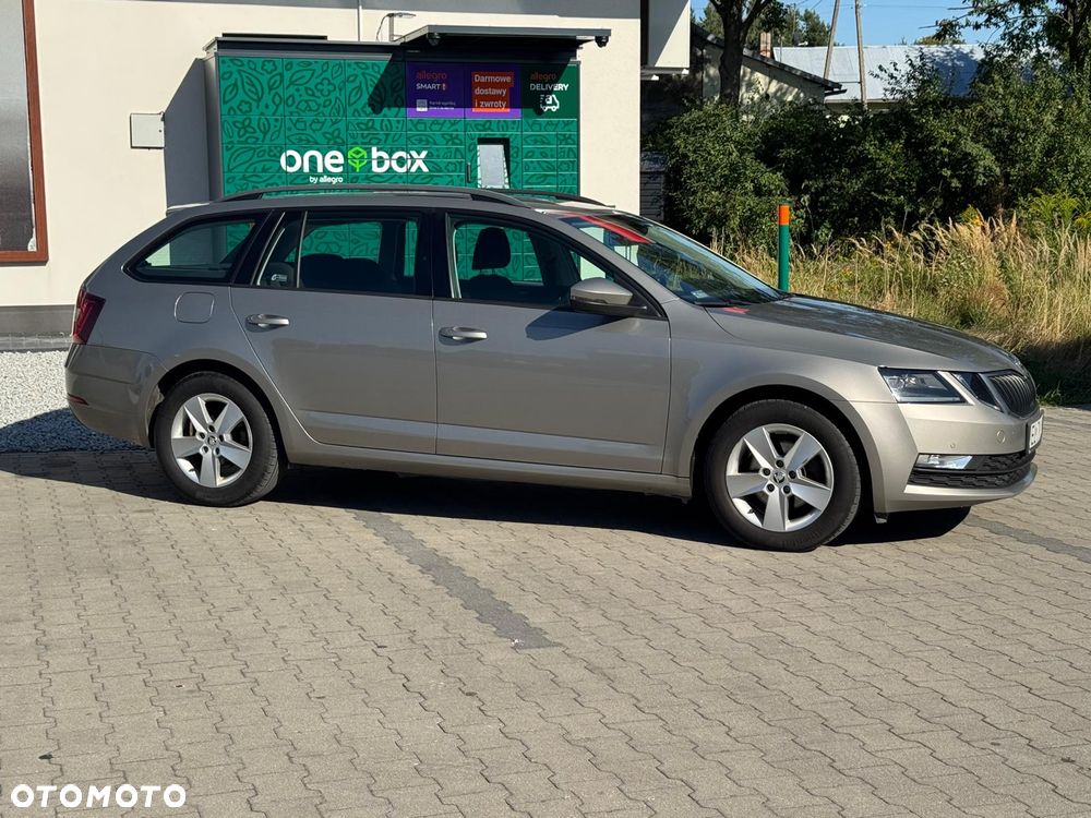 Skoda Octavia 2.0 TDI Sportline DSG - 5