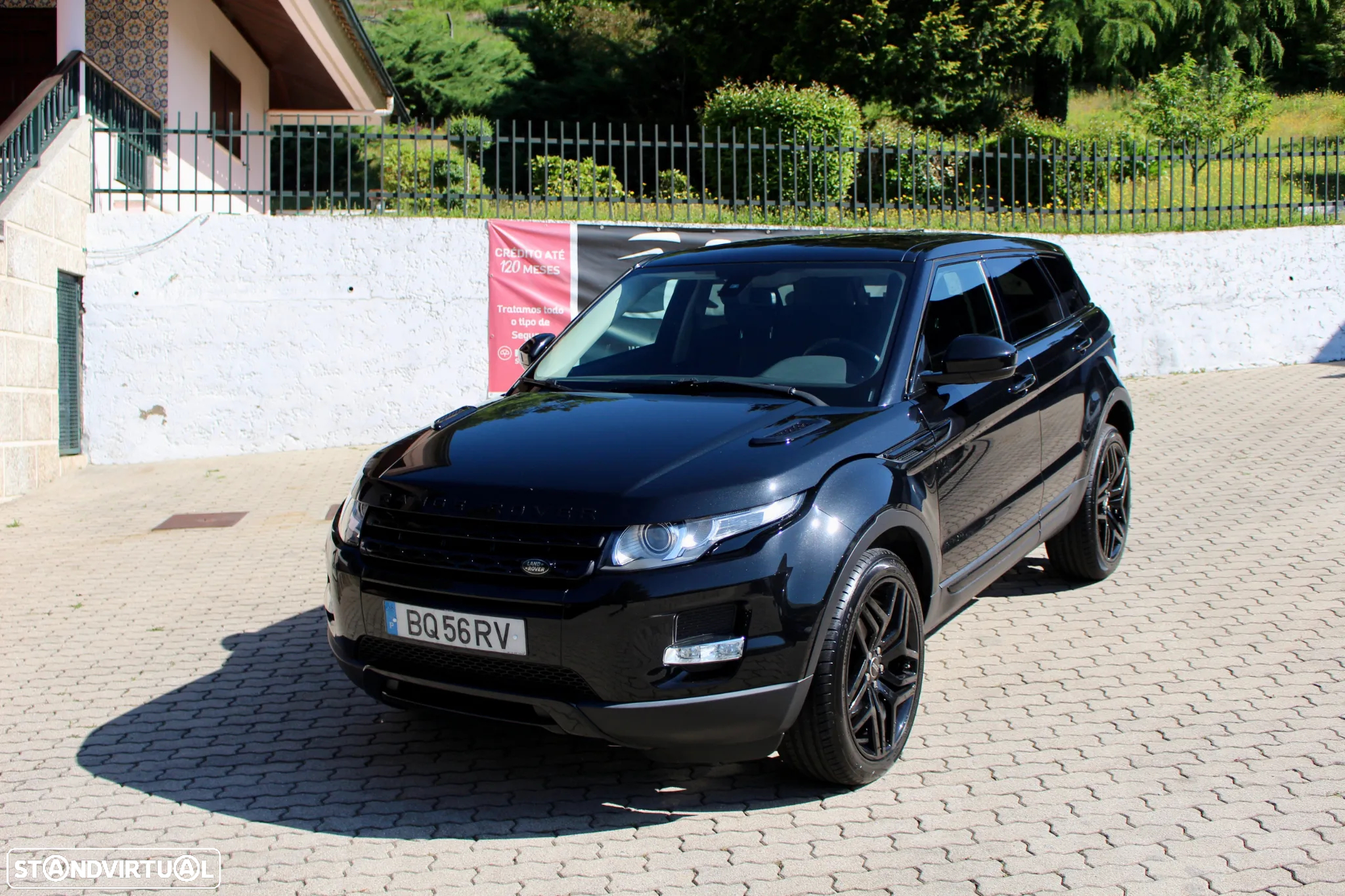Land Rover Range Rover Evoque 2.2 TD4 Prestige Auto - 4