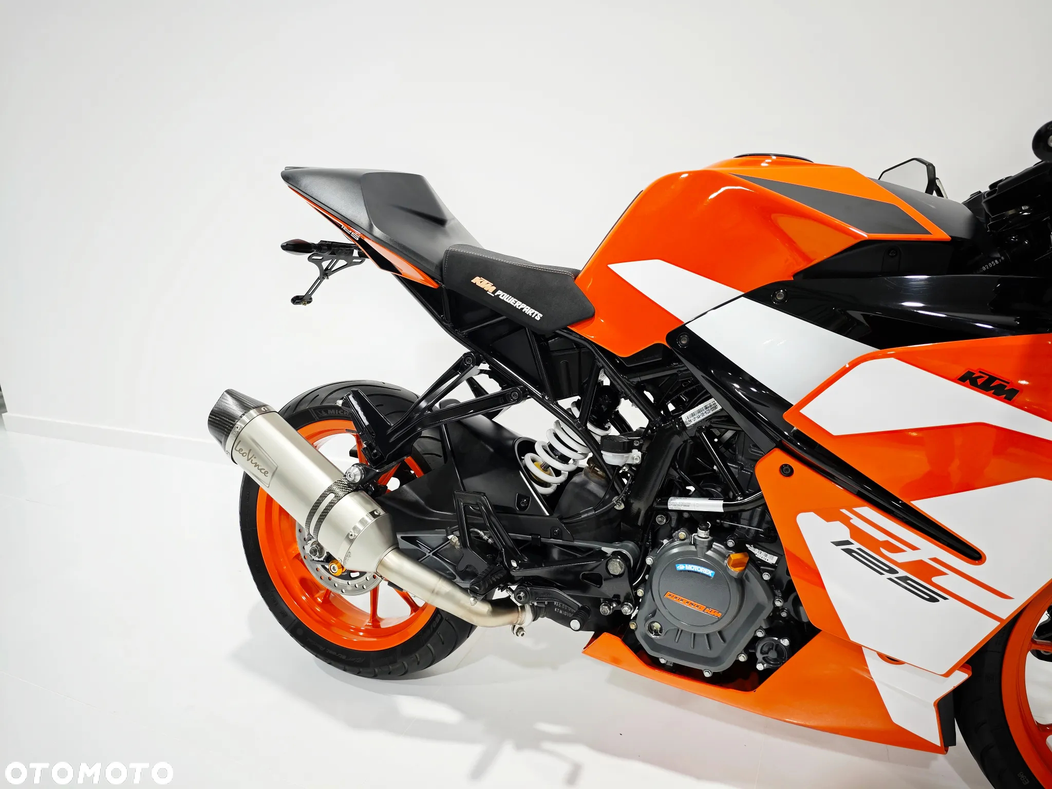 KTM RC 125 - 6