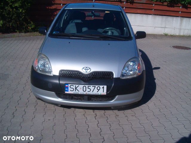 Toyota Yaris - 4