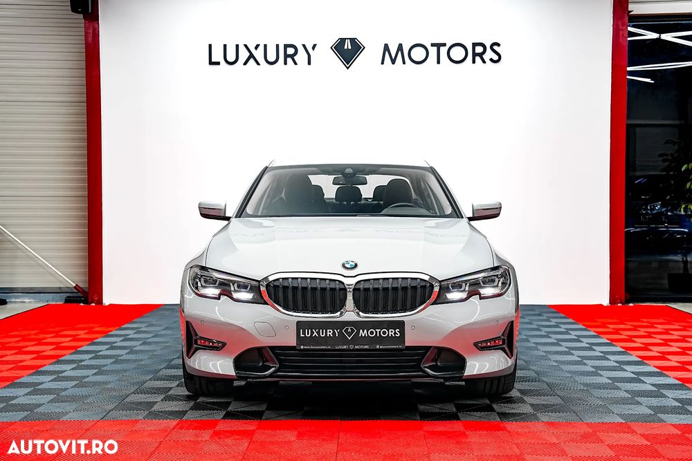 BMW Seria 3 318i Aut. - 3