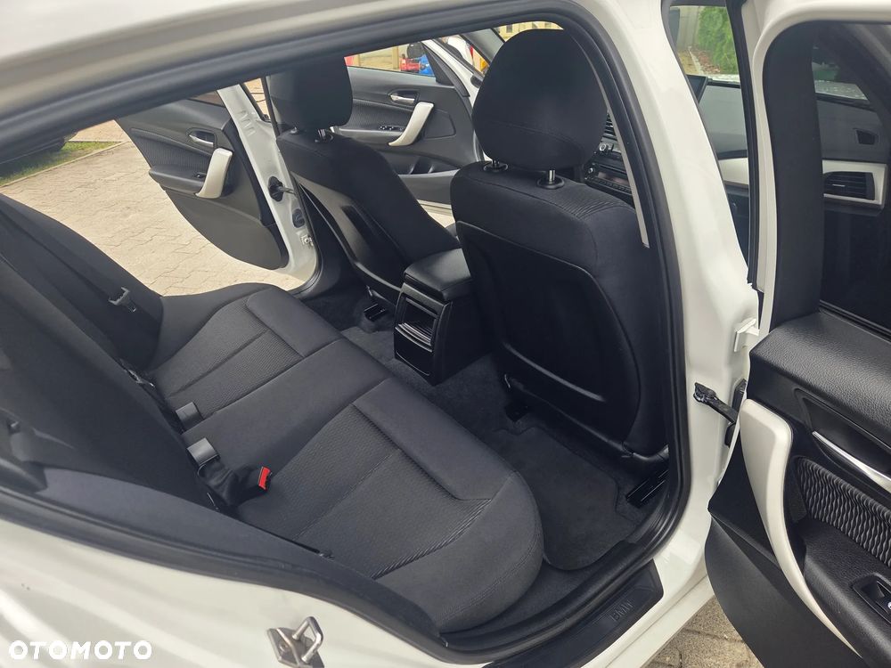 BMW Seria 1 116d DPF Edition Sport - 31