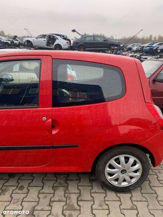 Renault Twingo II błotnik ćwiartka lewy tył OV727 - 1