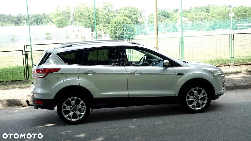 Ford Kuga 2.0 TDCi 4x4 Titanium - 34