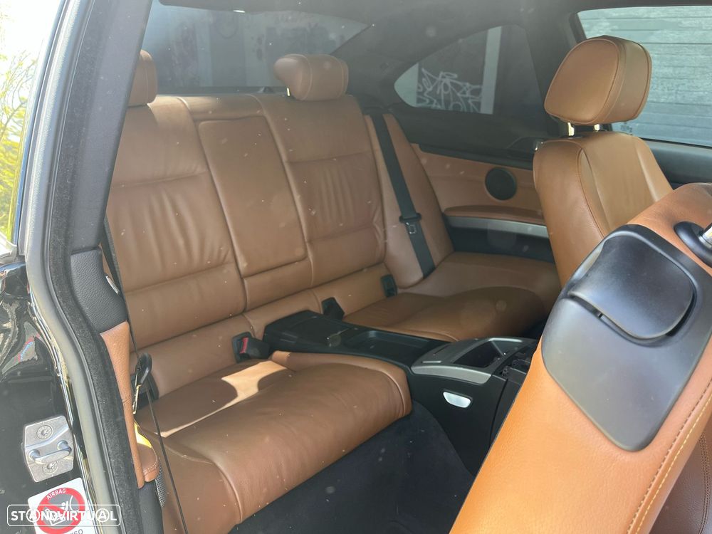 BMW 320 d Coupe Edição M - 6