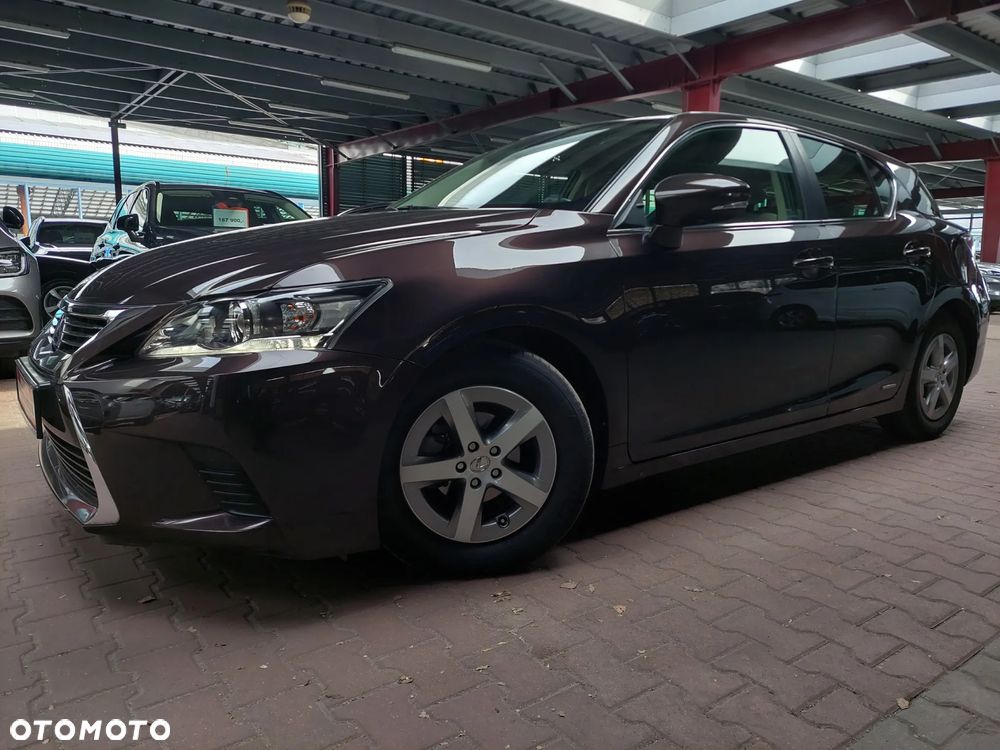 Lexus CT - 6