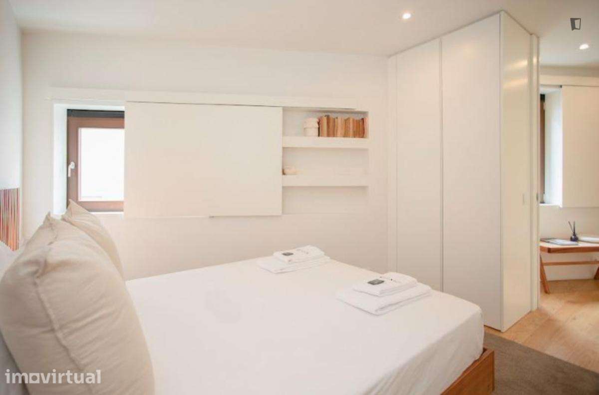 Apartamento com 1 quartos - localizado em Cedofeita Porto - Grande imagem: 3/18