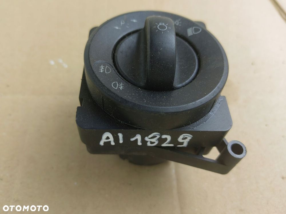 przeŁĄcznik wŁacznik ŚwiateŁ a9065450704 mercedes sprinter w906 - 2
