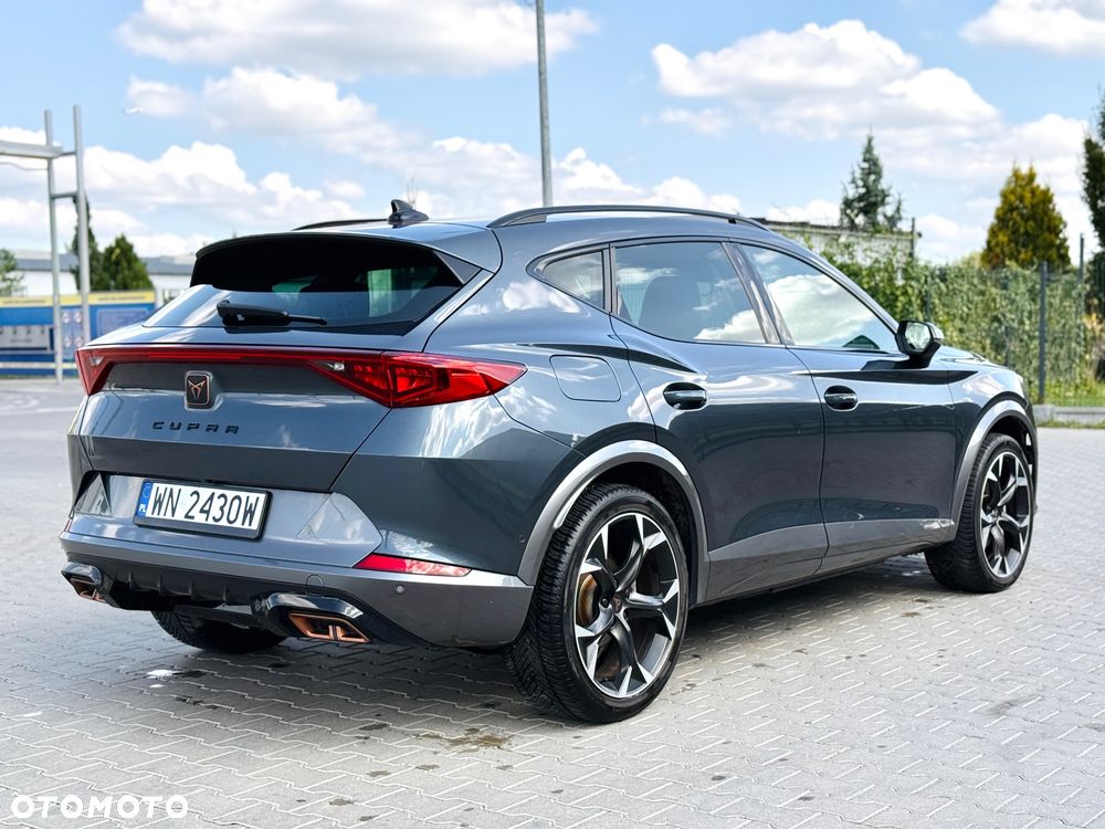 Cupra Formentor 1.4 e-Hybrid DSG Priority - 4