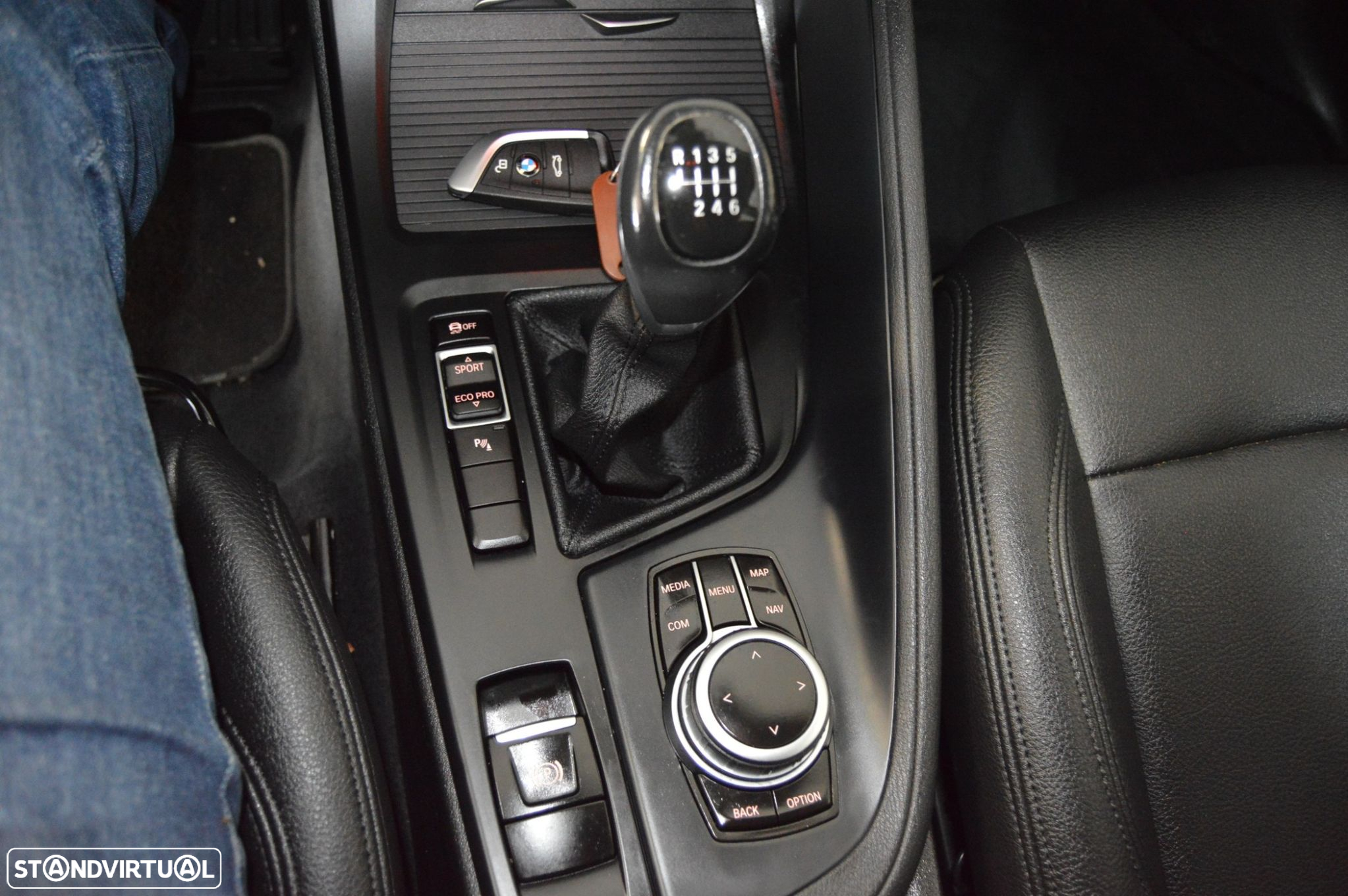 BMW X1 16 d sDrive Advantage - 33