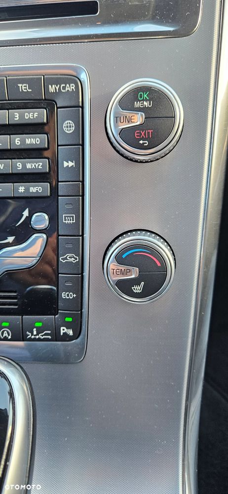 Volvo XC 60 D4 Geartronic Summum - 14