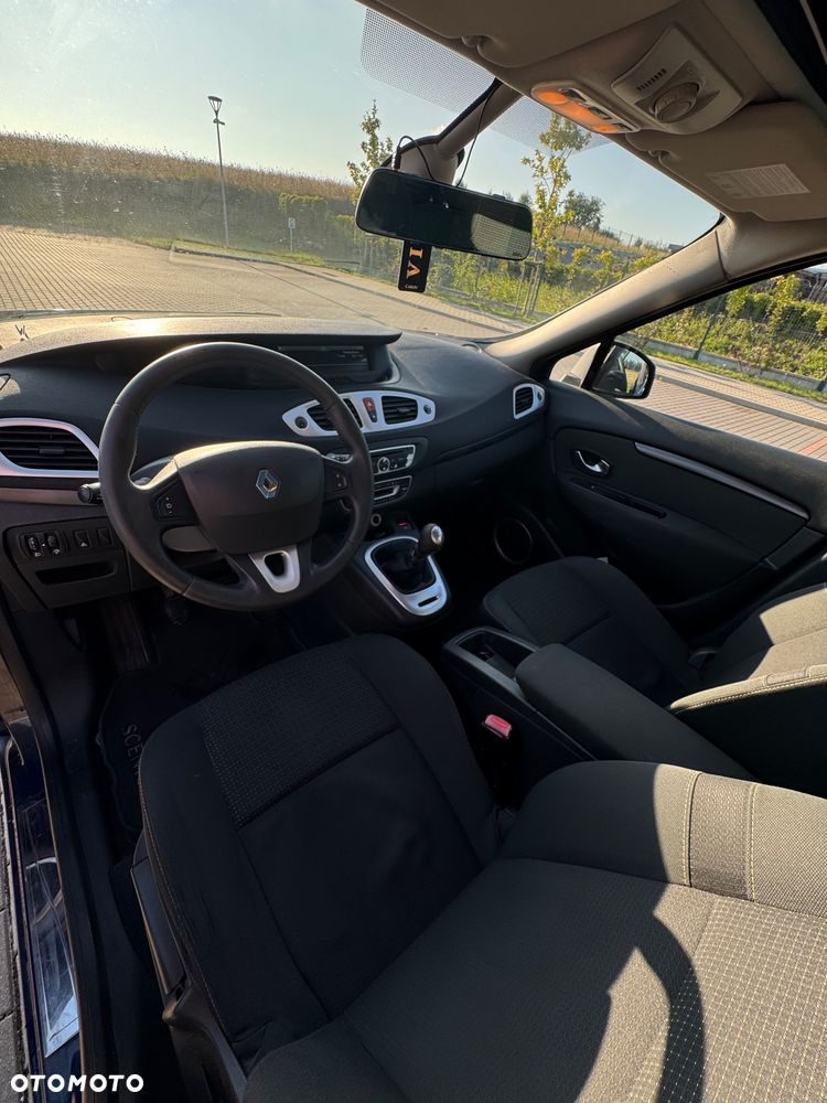 Renault Scenic - 8