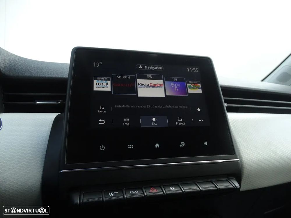 Renault Clio 1.0 TCe Limited CVT - 19