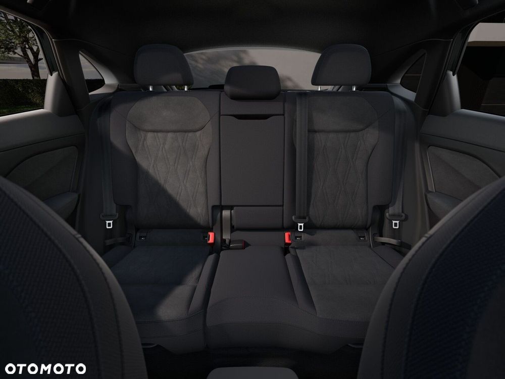 Audi Q3 Sportback - 8