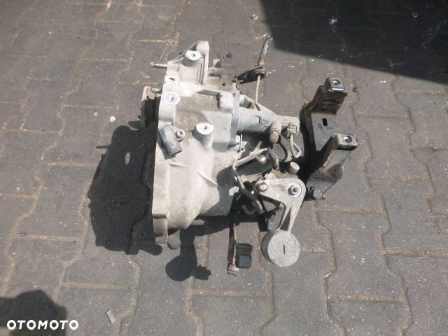 MANUALNA SKRZYNIA BIEGÓW SKODA FABIA I 1.4 MPI FNK - 10