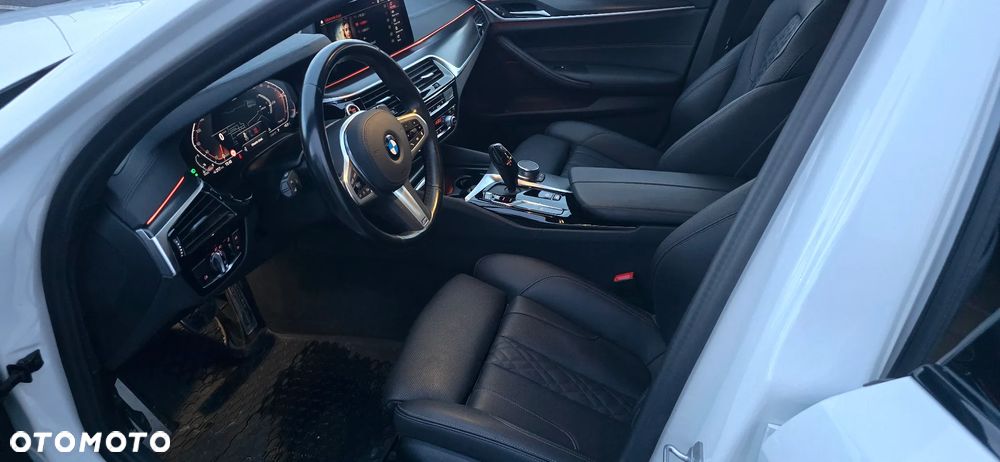 BMW Seria 5 518d mHEV M Sport sport - 8