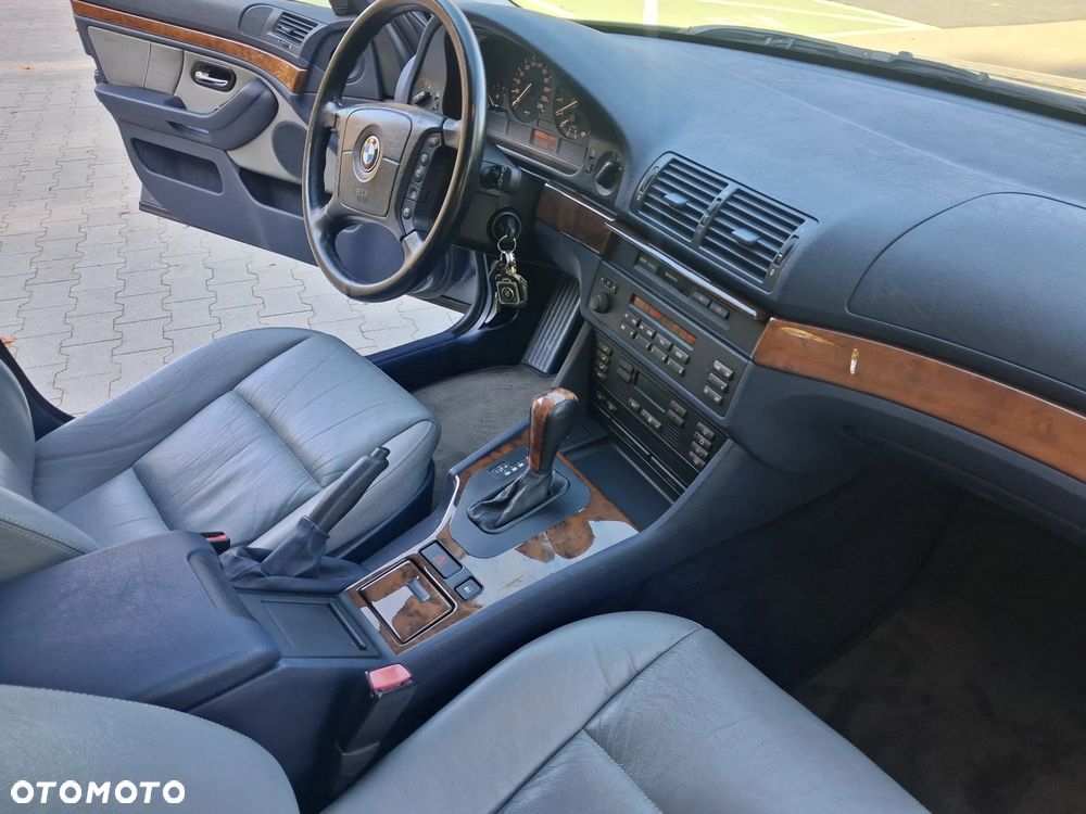 BMW Seria 5 2000