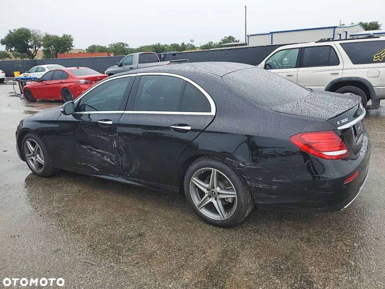Mercedes-Benz Klasa E 300 9G-TRONIC - 3
