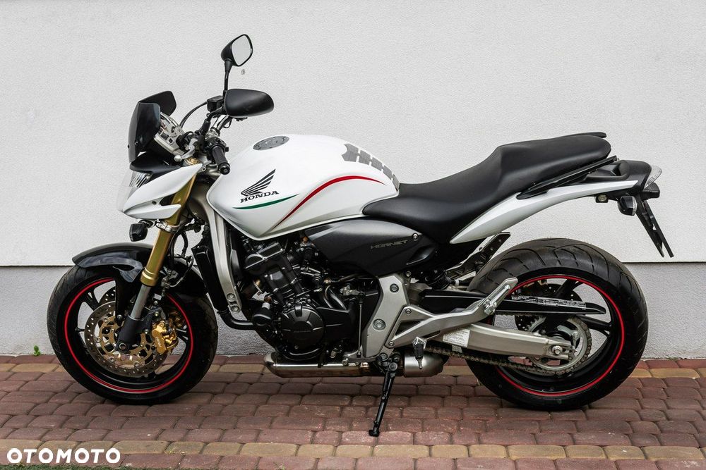 Honda Hornet - 5