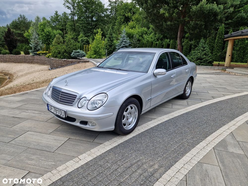 Mercedes-Benz Klasa E - 2
