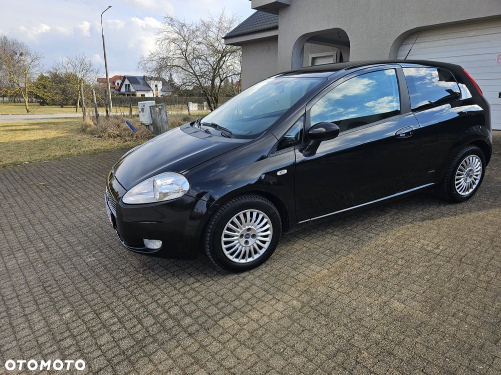 Fiat Punto 1.4 16V Emotion - 1