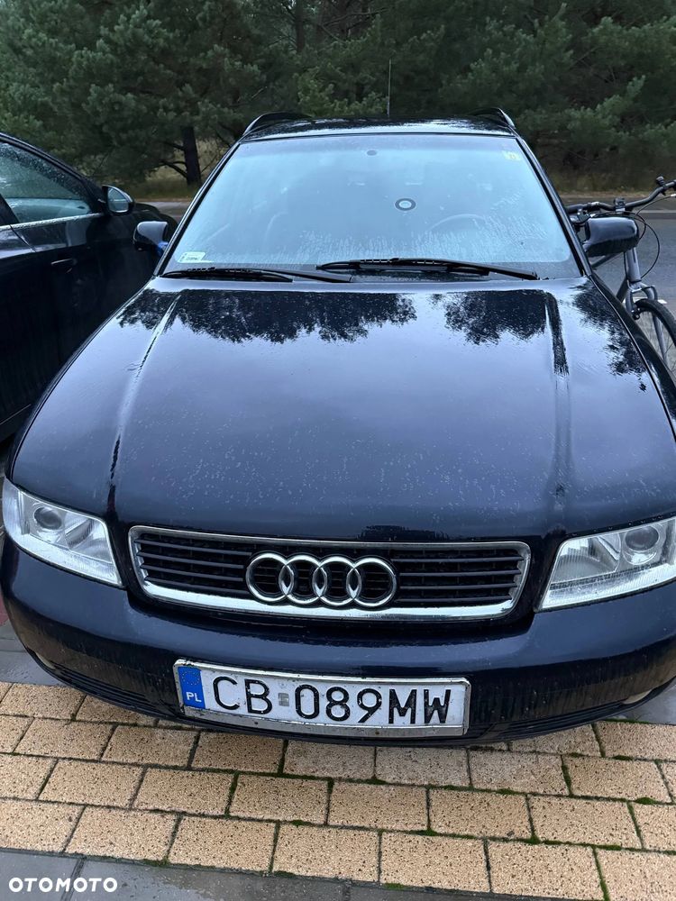 Audi A4 Avant - 1