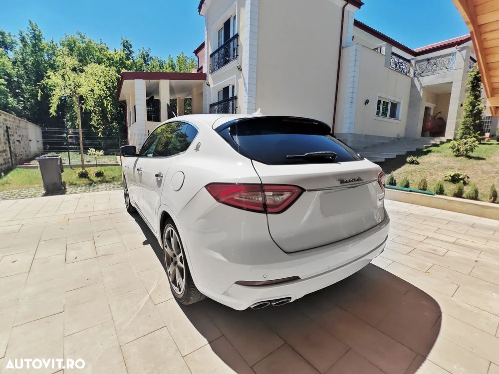 Maserati Levante - 5