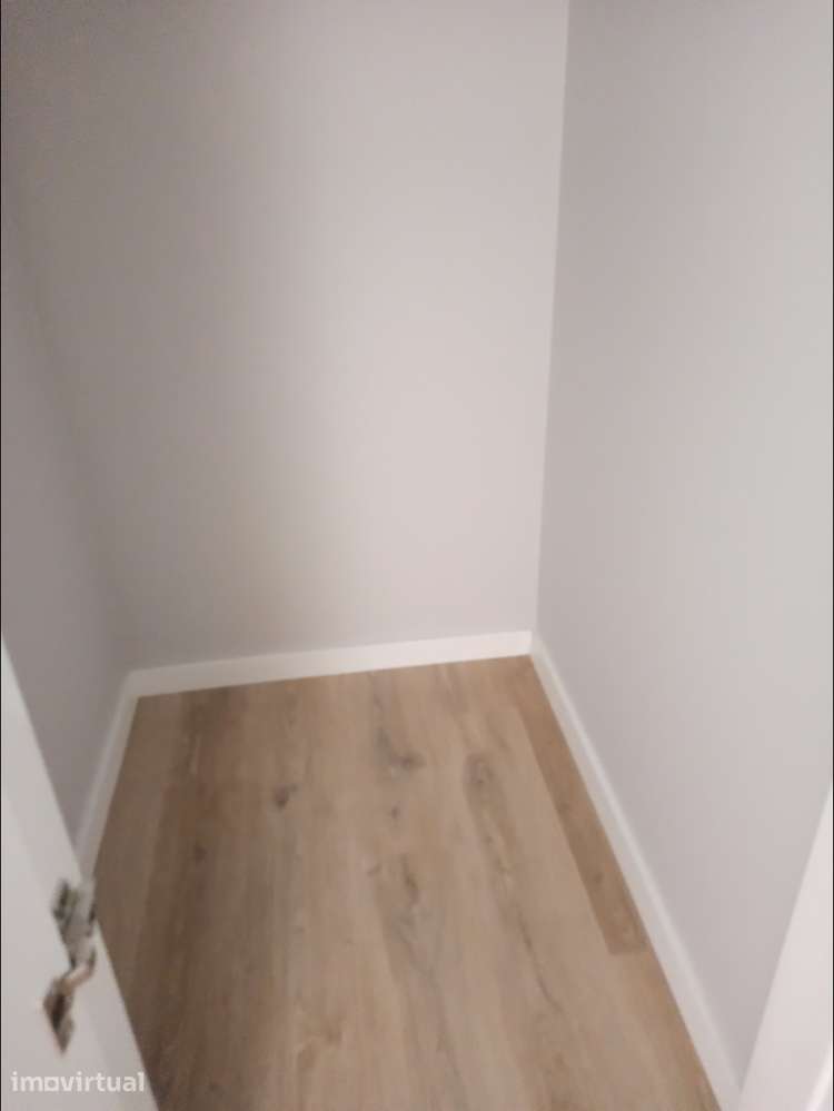 T3 para Arrendamento | 120 m² + Arrecadação com 30 m² | Azeitão - Grande imagem: 5/22