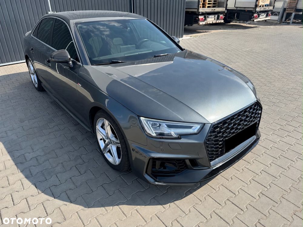 Audi A4 Limousine - 5