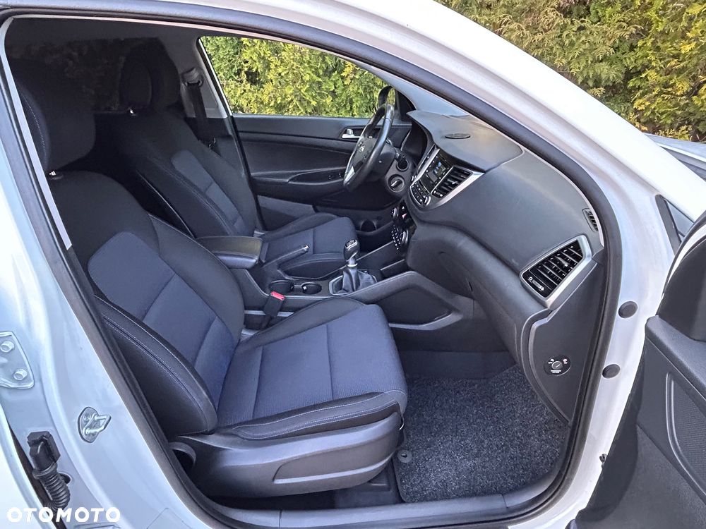 Hyundai Tucson 1.6 Turbo 4WD Premium - 24