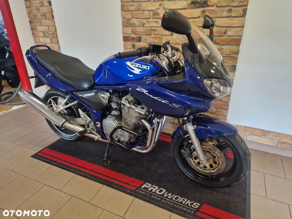 Suzuki Bandit - 1