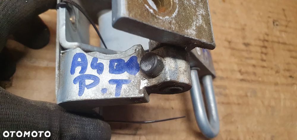 Zawias zawiasy drzwi prawy tył para Audi A4 B6 8E0833412 - 5