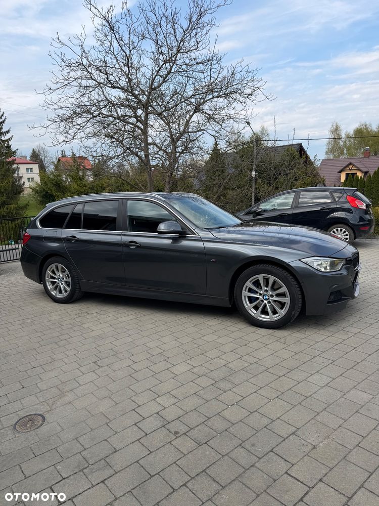 BMW Seria 3 320d xDrive - 4