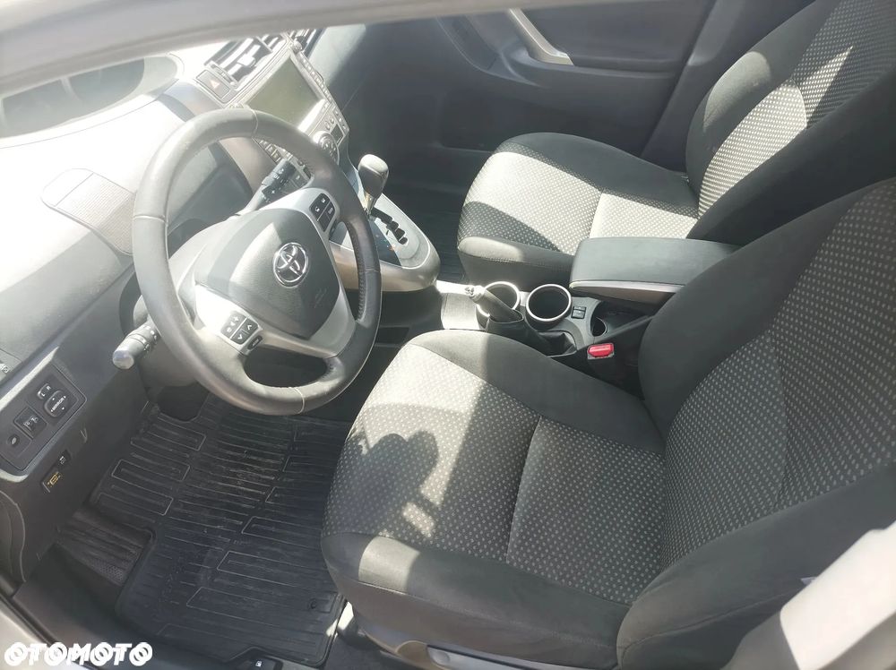 Toyota Verso 1.8 Premium EU5 MS - 13
