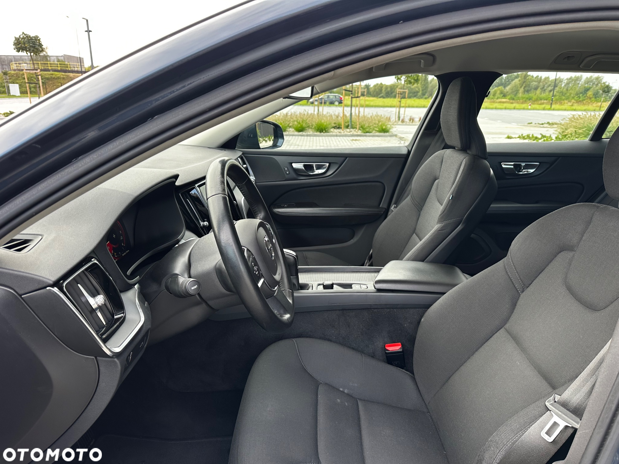 Volvo V60 D3 Drive-E Kinetic - 12