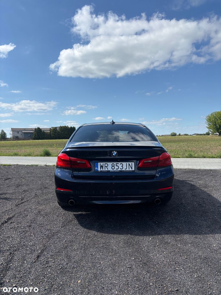 BMW Seria 5 520d Efficient Dynamics Sport Line sport - 9