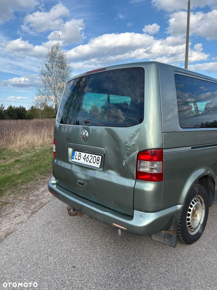 Volkswagen Caravelle - 4