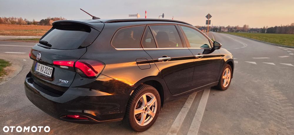 Fiat Tipo 1.4 T-Jet Lounge - 4