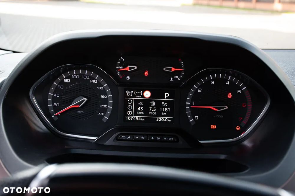 Peugeot Rifter BlueHDI 130 L2 EAT8 GT - 31