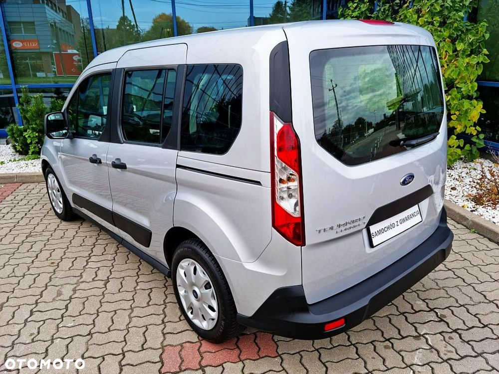 Ford Tourneo Connect - 10