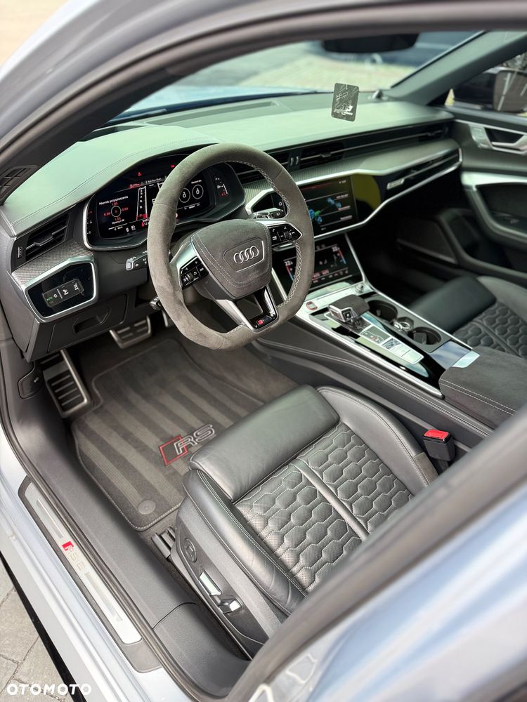 Audi RS6 Avant - 14
