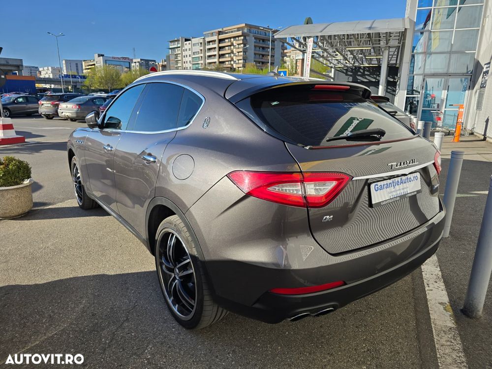 Maserati Levante Q4 GranLusso - 11