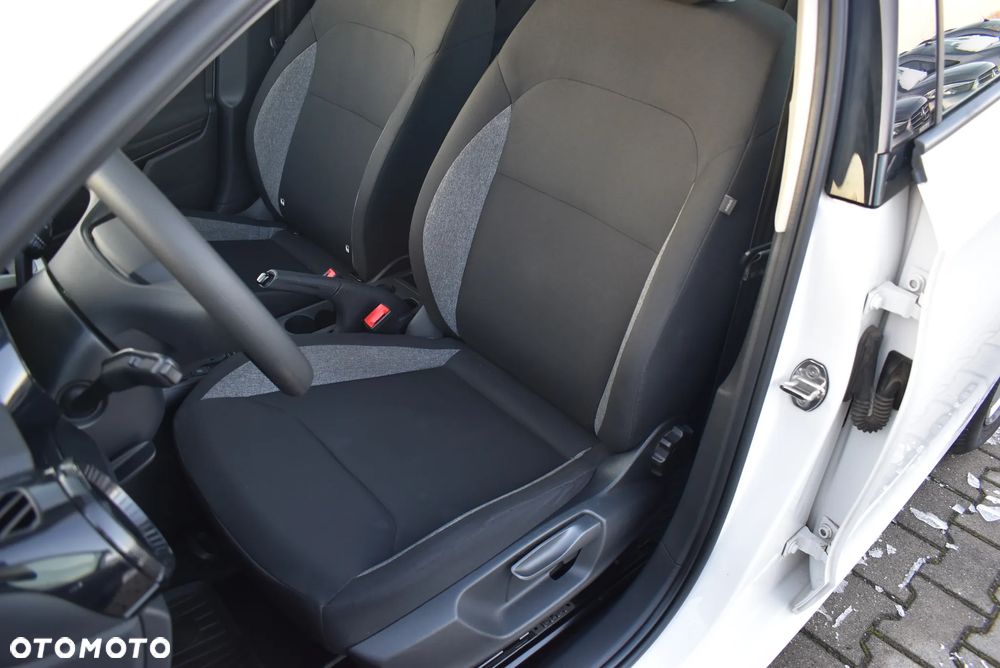 Skoda Fabia 1.0 Active - 11