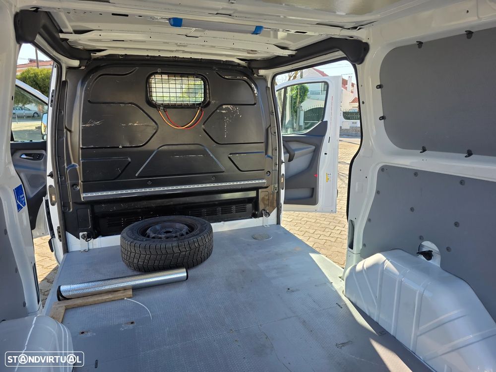 Ford Transit Custom 2.2 TDCI 270 L1 - 6