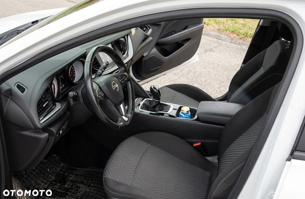 Opel Insignia - 6